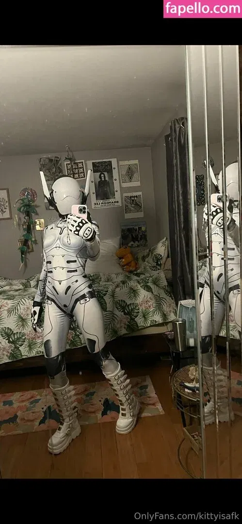 kittyisafk Onlyfans Photo Gallery 