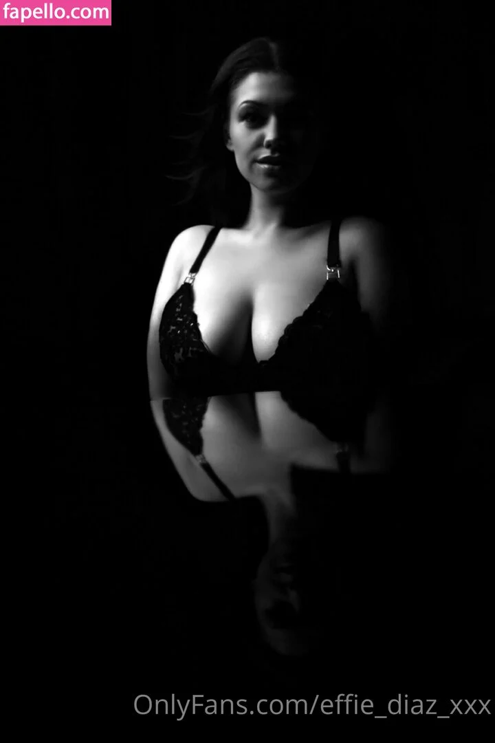 effie_diaz_xxx Onlyfans Photo Gallery 