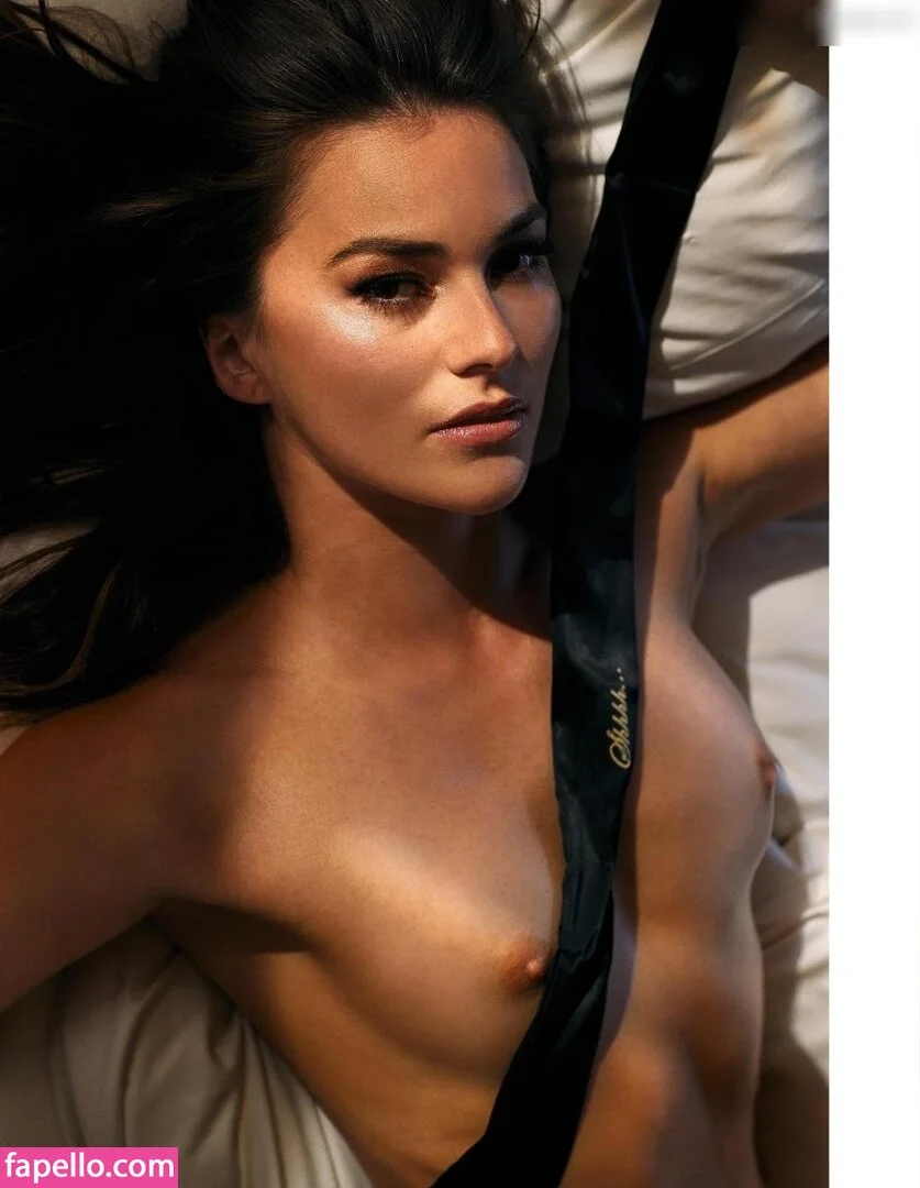 Renata Lusin Onlyfans Photo Gallery 