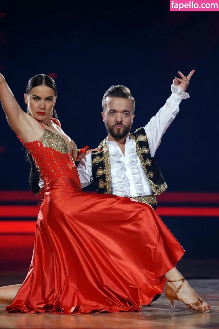 Renata Lusin Onlyfans Photo Gallery 