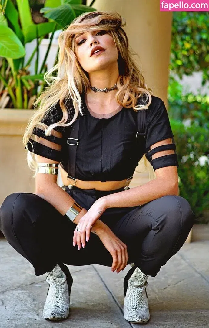 Ellie Patrikios Onlyfans Photo Gallery 