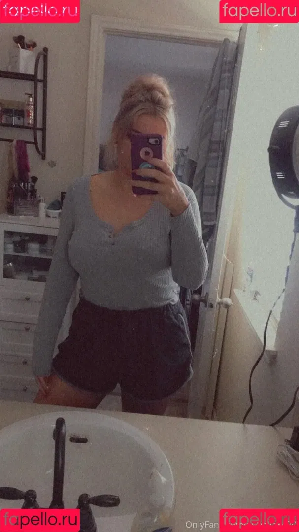 opheliax420 Onlyfans Photo Gallery 