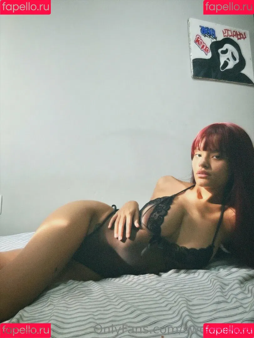 SweetWenn Onlyfans Photo Gallery 