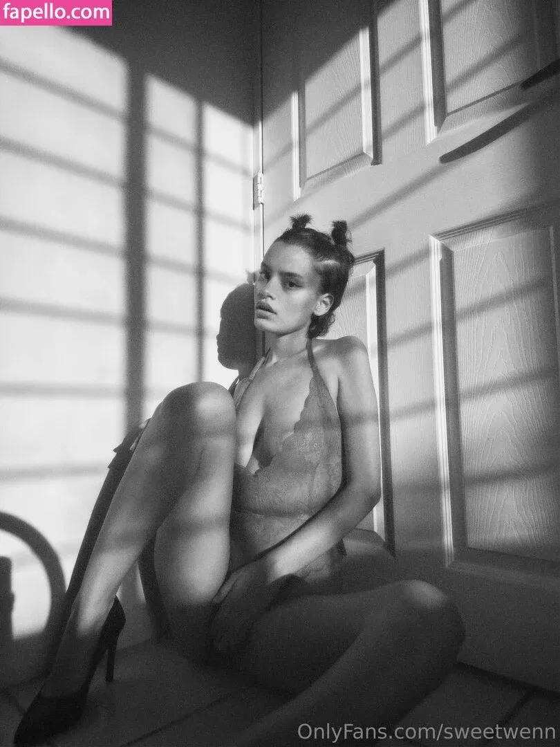 SweetWenn Onlyfans Photo Gallery 