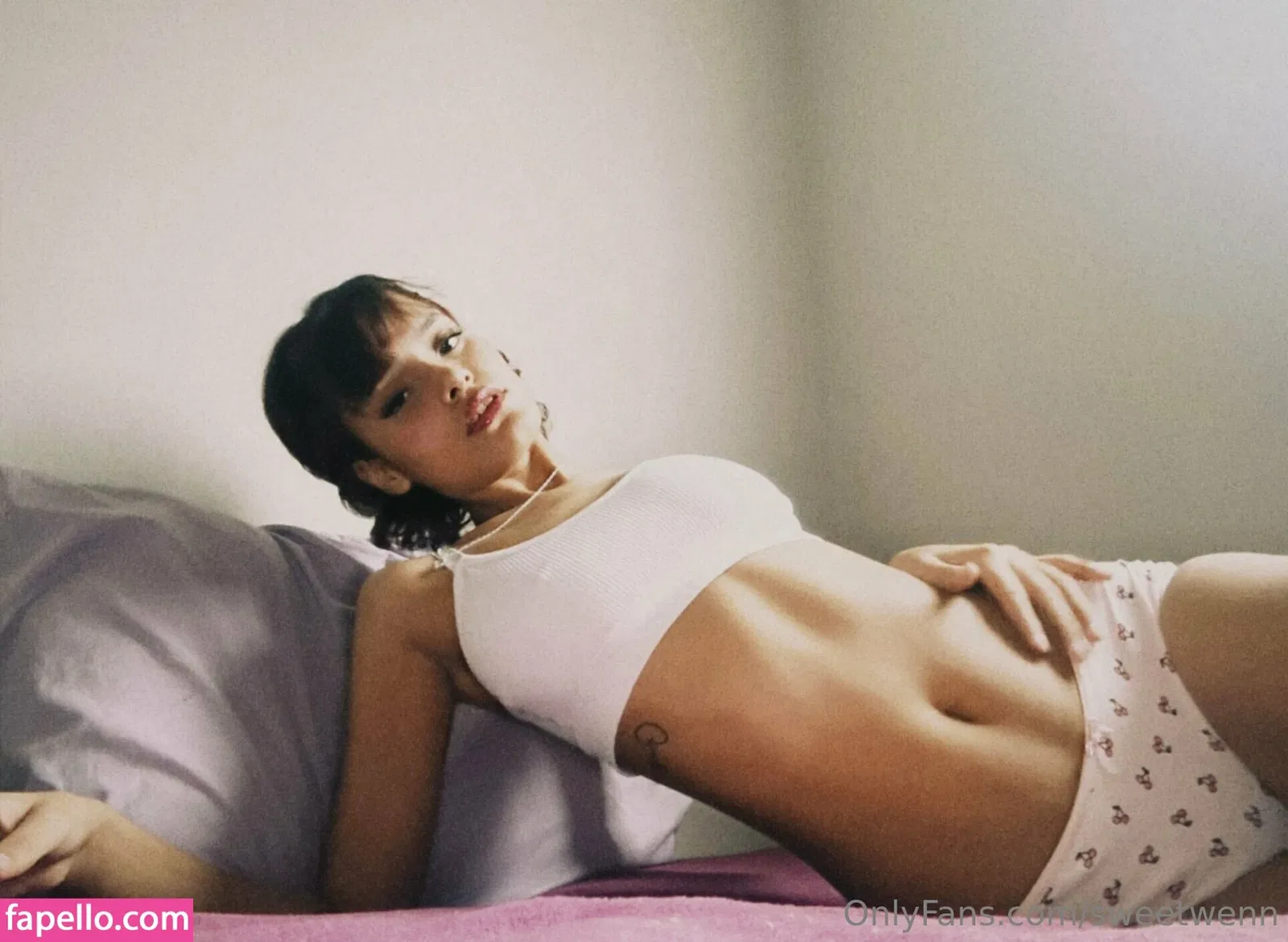 SweetWenn Onlyfans Photo Gallery 