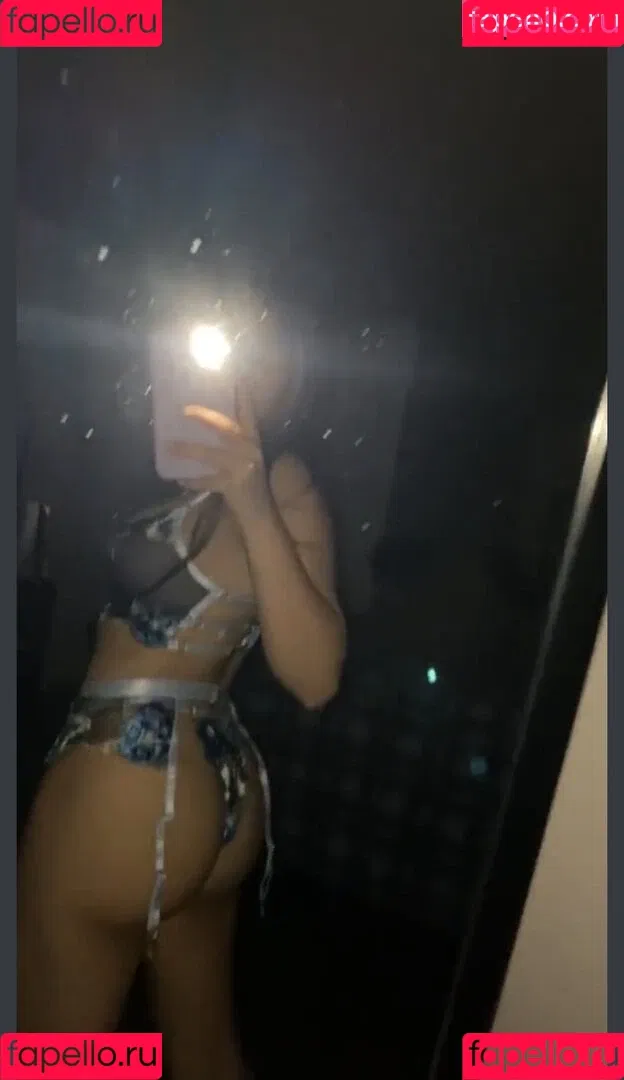 Shellyy13 Onlyfans Photo Gallery 