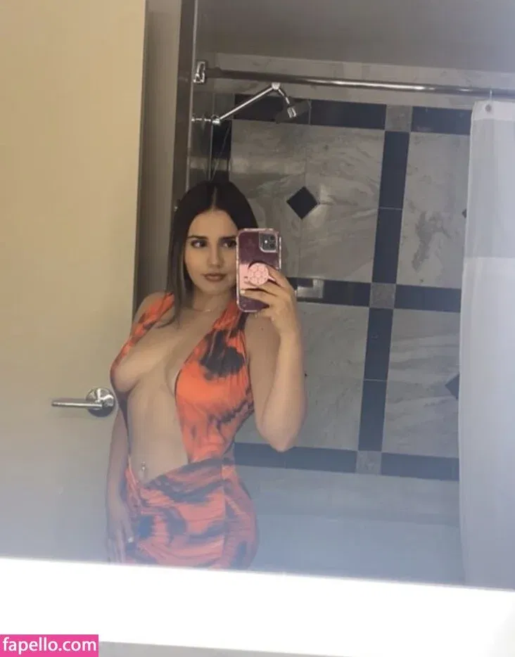 Shellyy13 Onlyfans Photo Gallery 