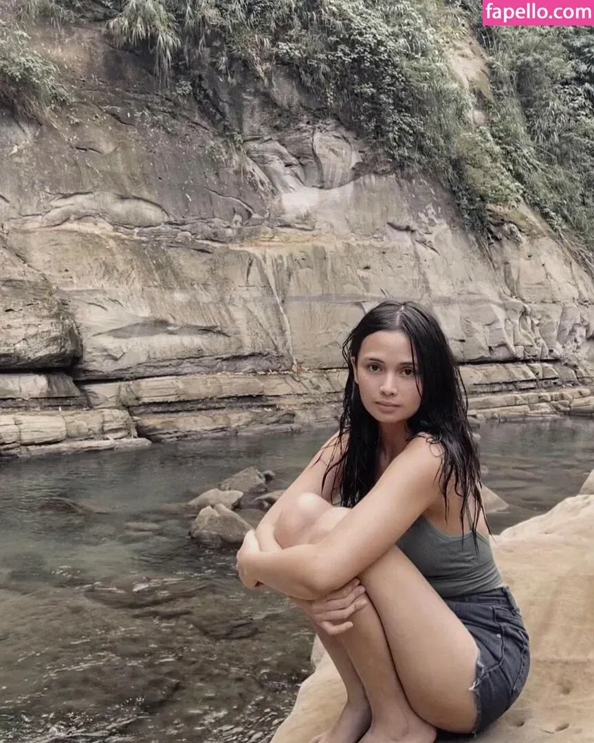 Rhen Escano Onlyfans Photo Gallery 