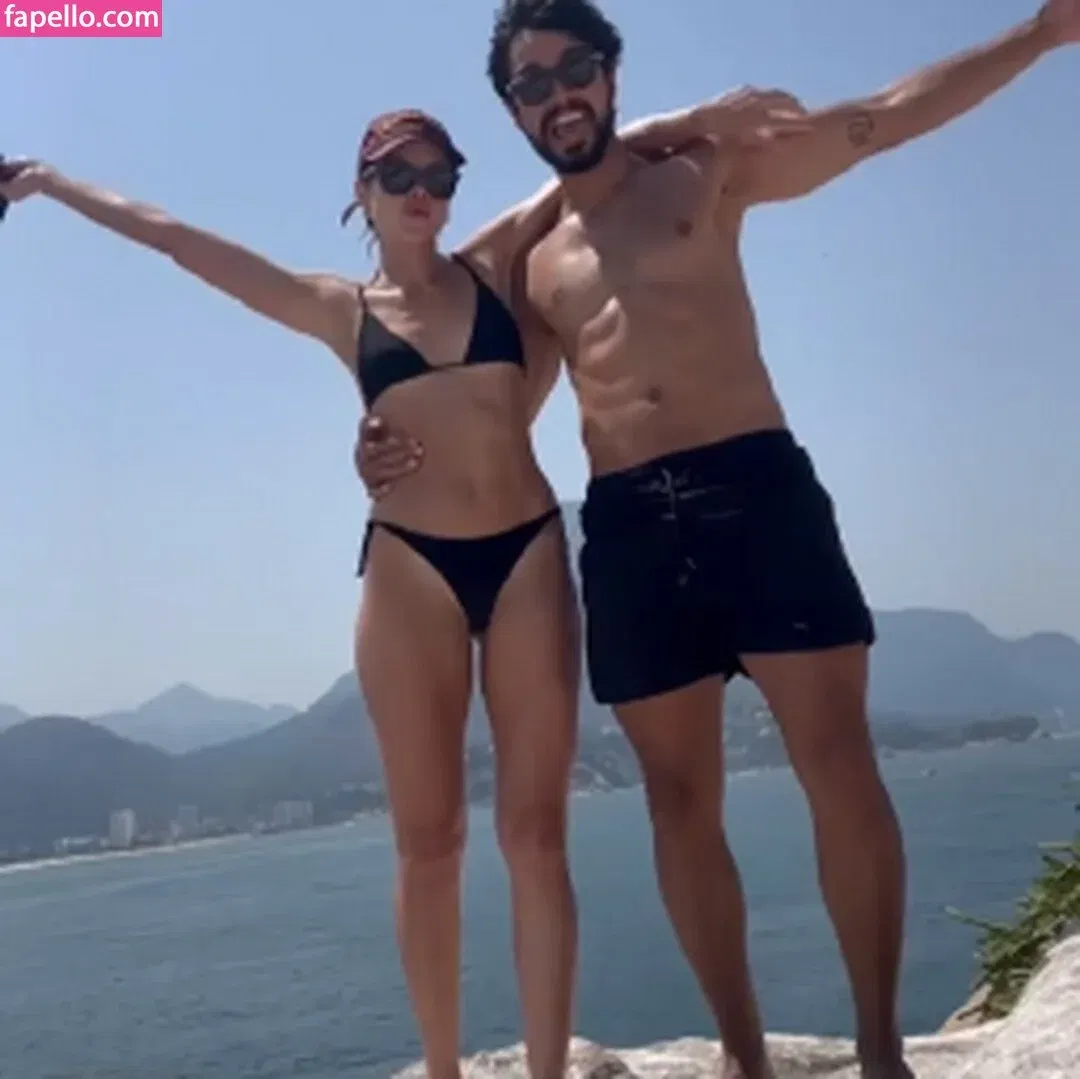 Agatha Moreira Onlyfans Photo Gallery 