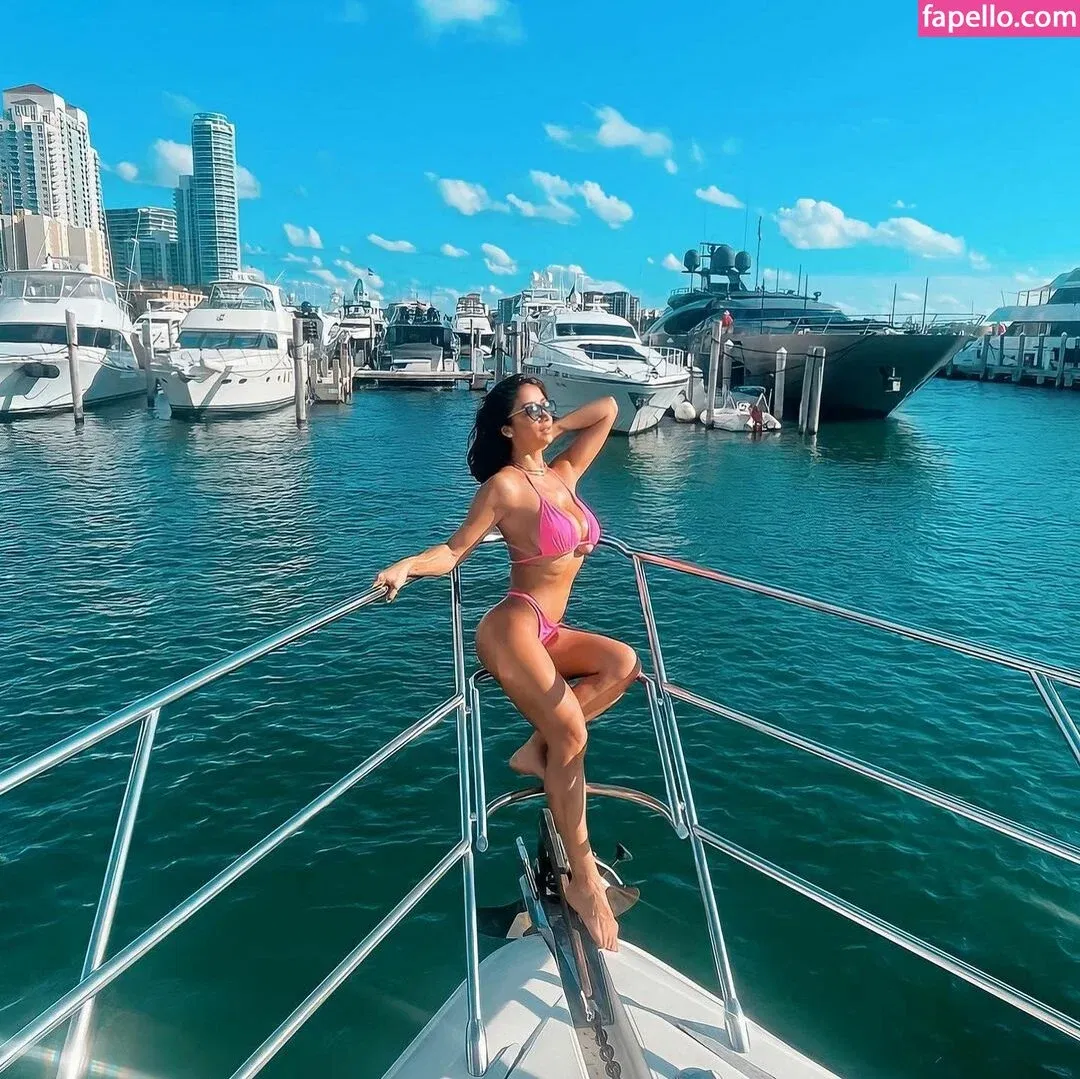 galvez_lu Onlyfans Photo Gallery 