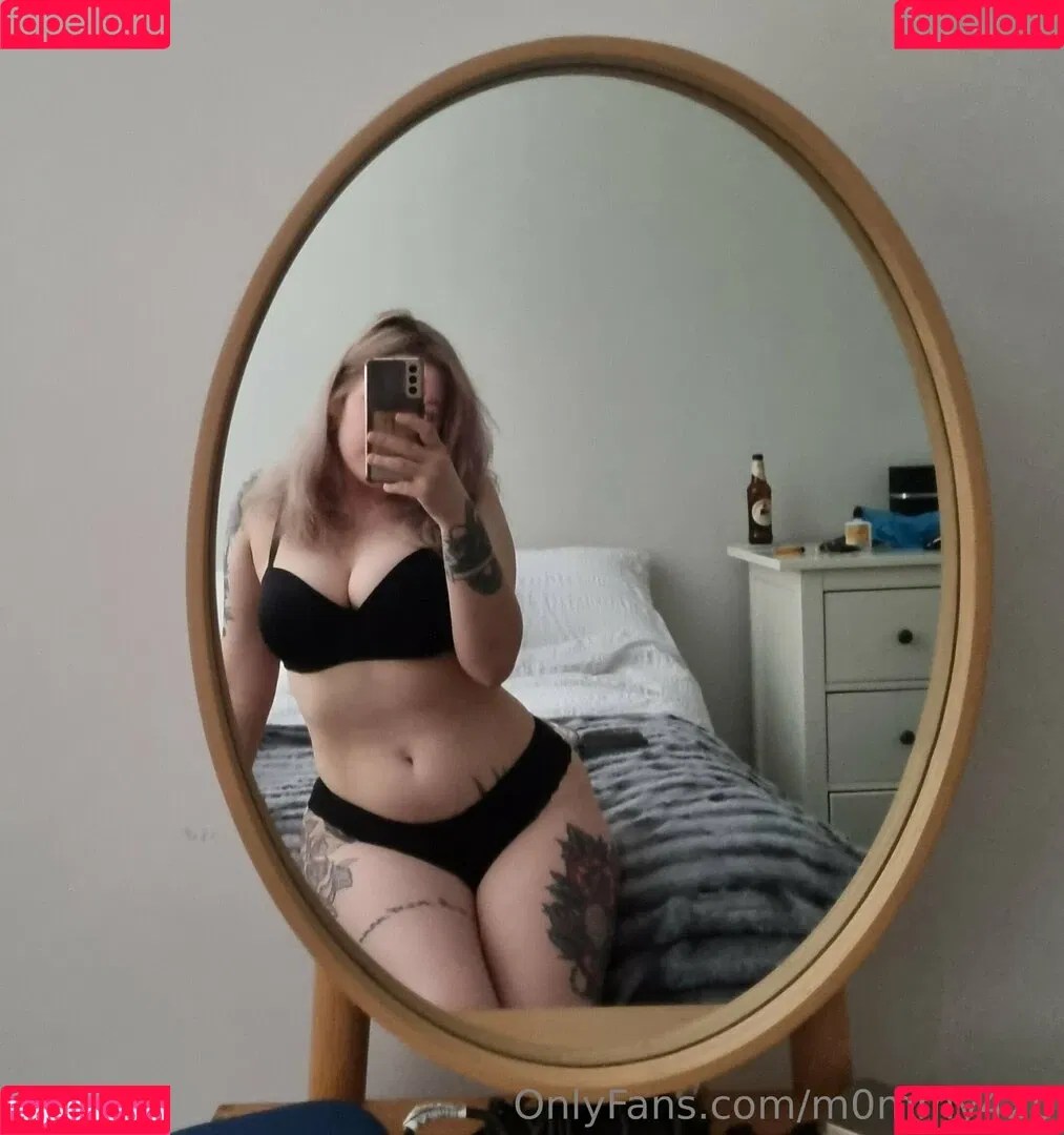 m0mmy420 Onlyfans Photo Gallery 