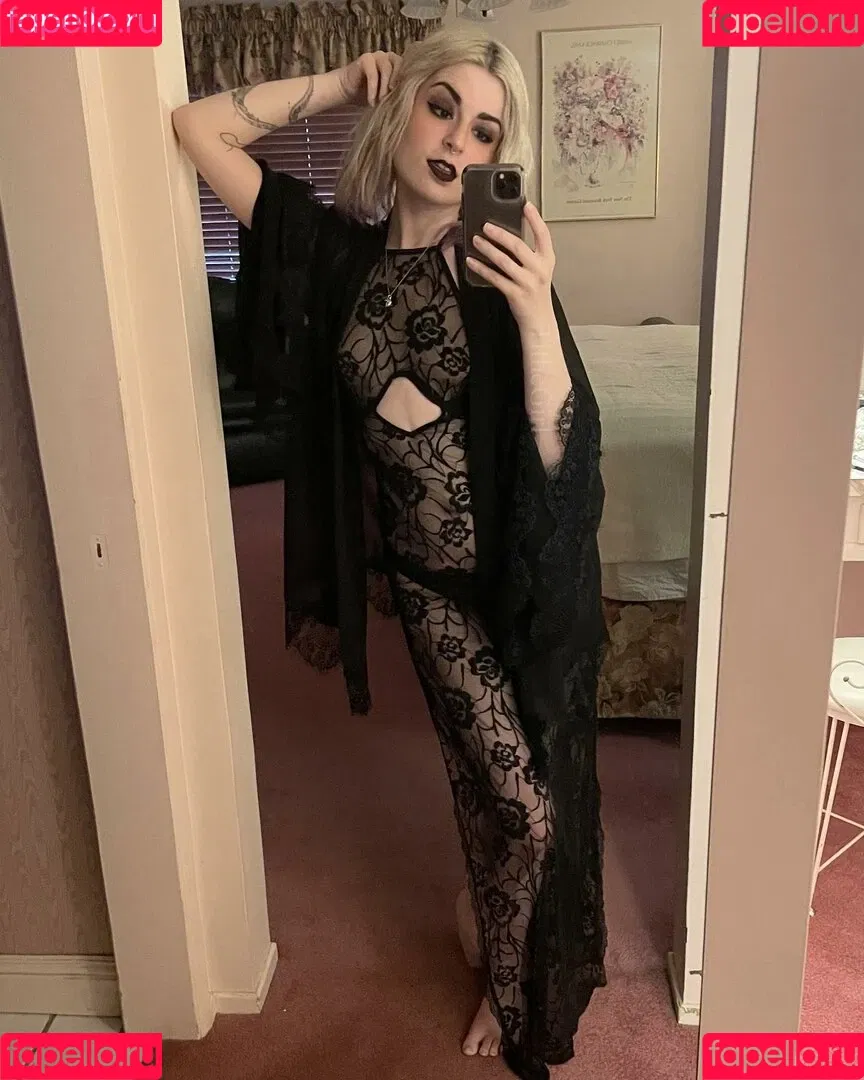 tithegirl Onlyfans Photo Gallery 