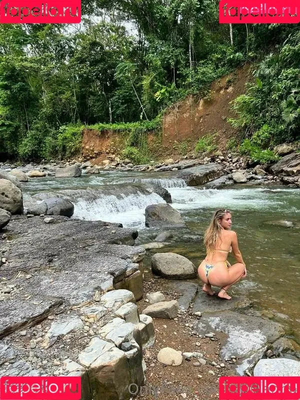 Yuli Anna Onlyfans Photo Gallery 