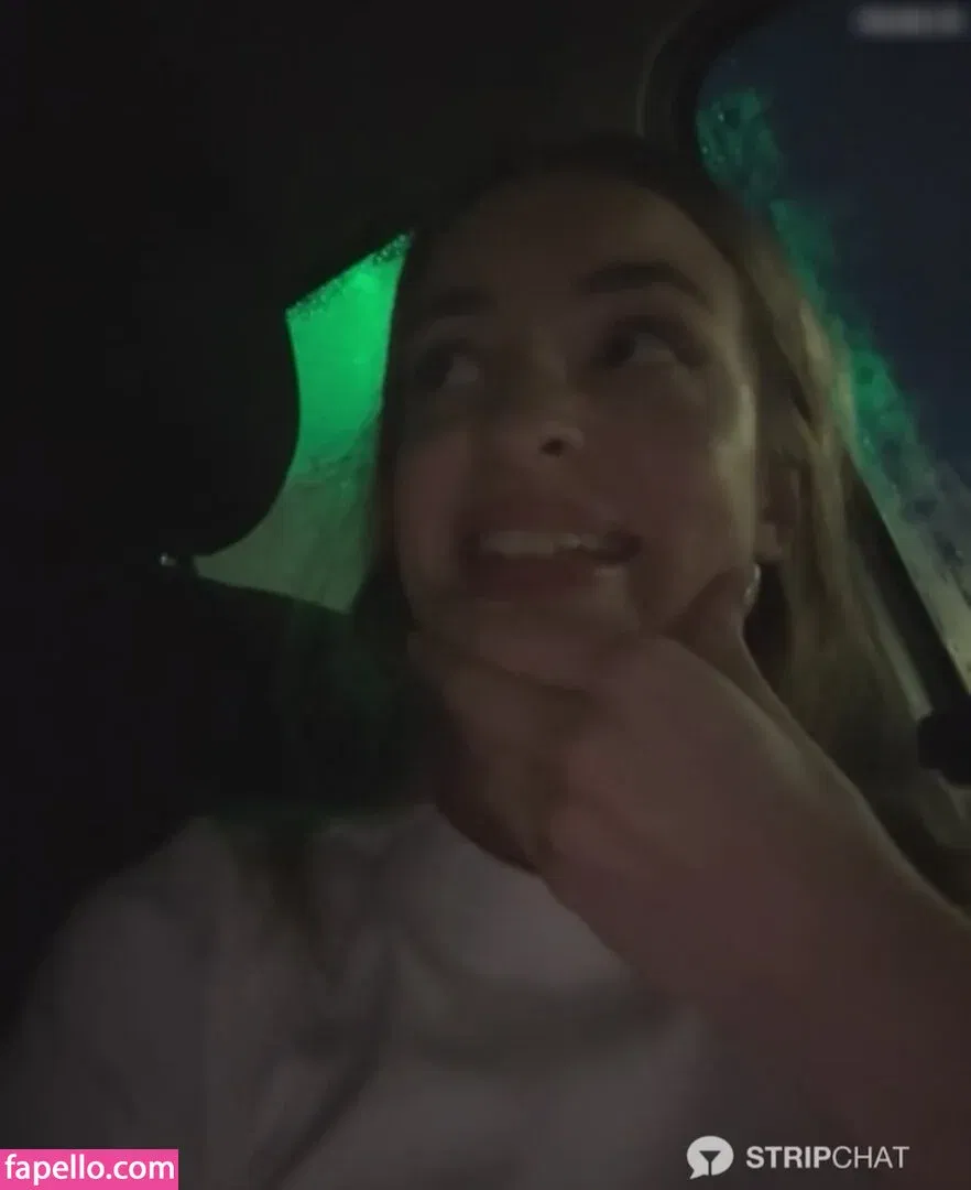 EvieEvans Onlyfans Photo Gallery 