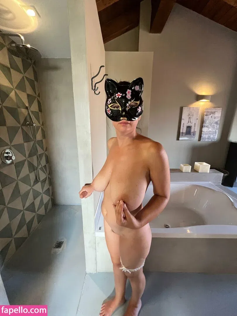 busty_barbie Onlyfans Photo Gallery 