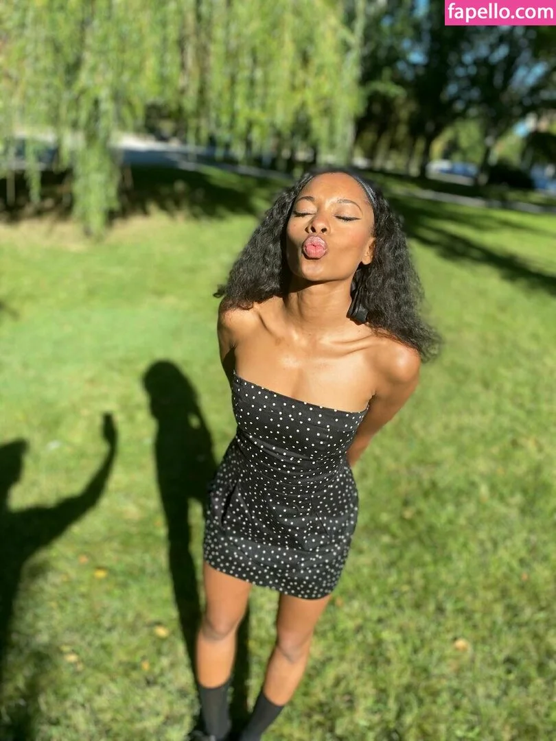 busty_barbie Onlyfans Photo Gallery 