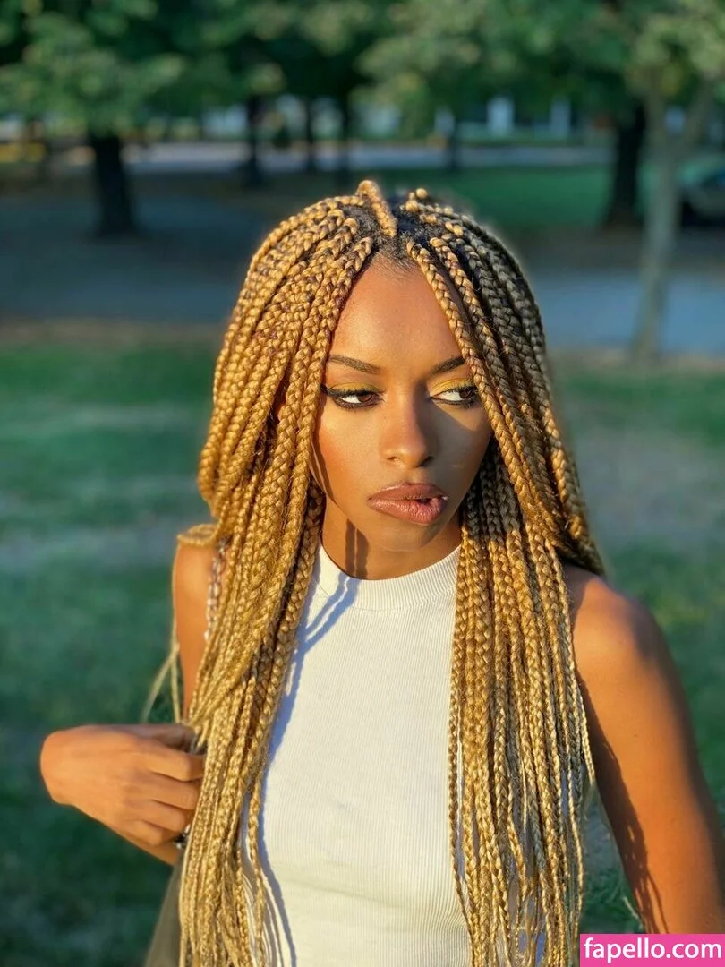 busty_barbie Onlyfans Photo Gallery 