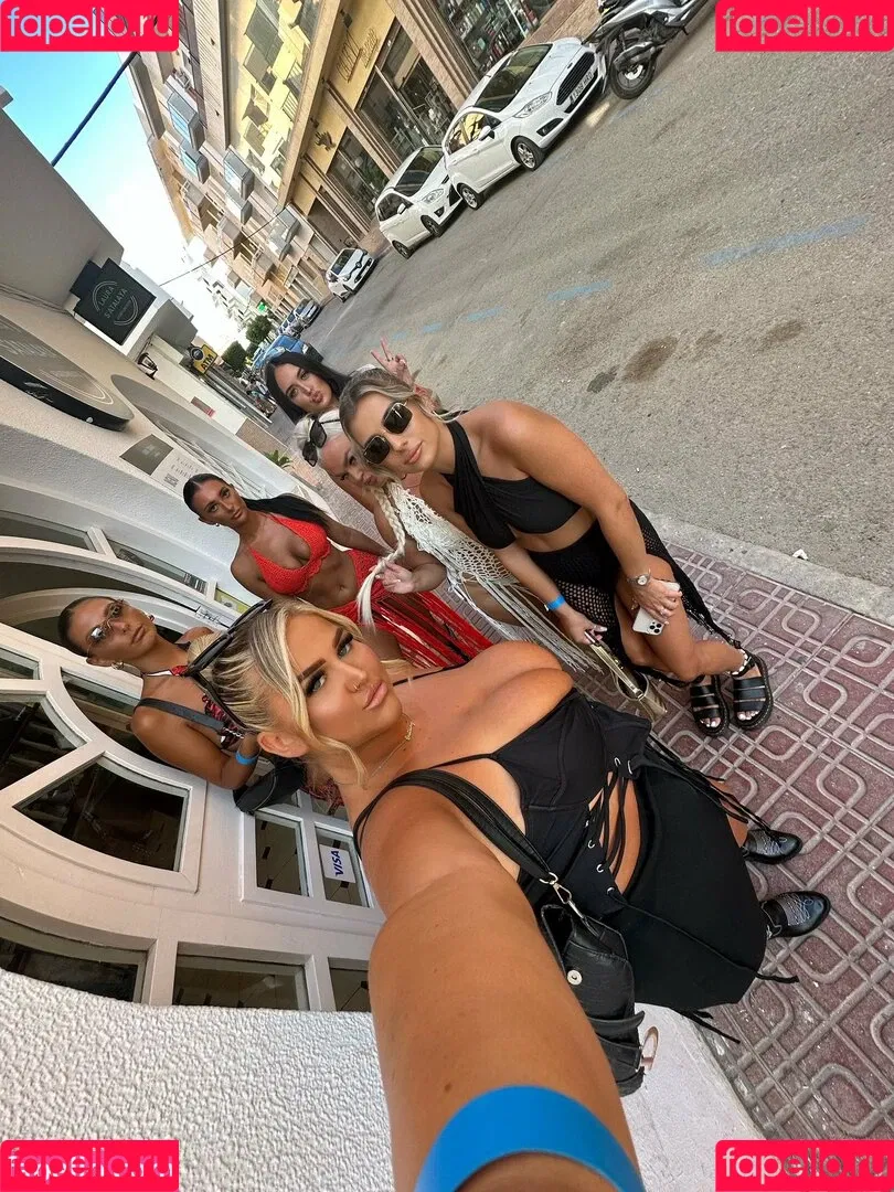 Megan Elwell Onlyfans Photo Gallery 