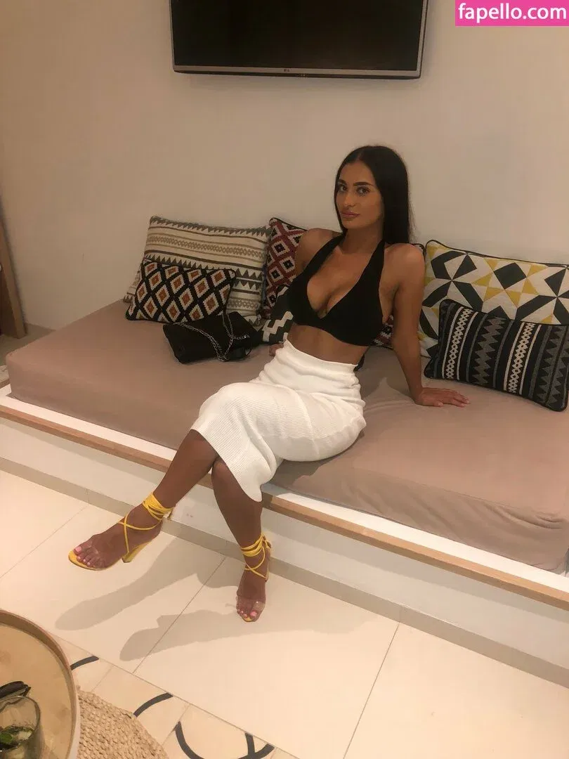 Megan Elwell Onlyfans Photo Gallery 