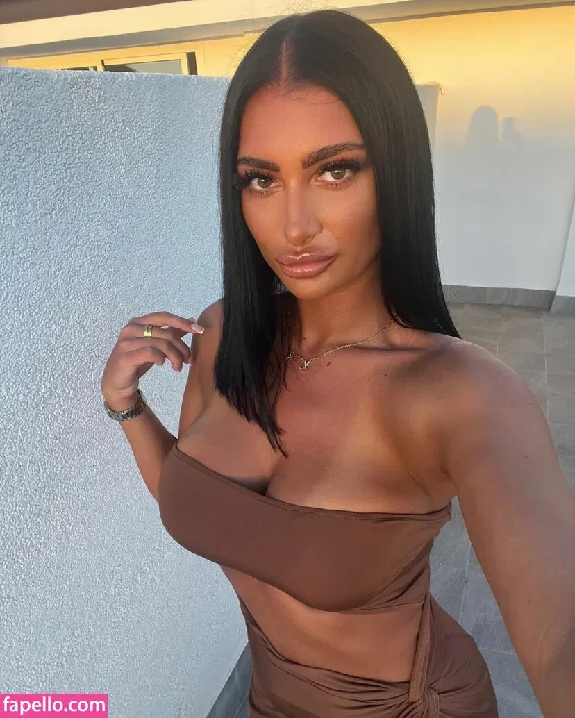 Megan Elwell Onlyfans Photo Gallery 