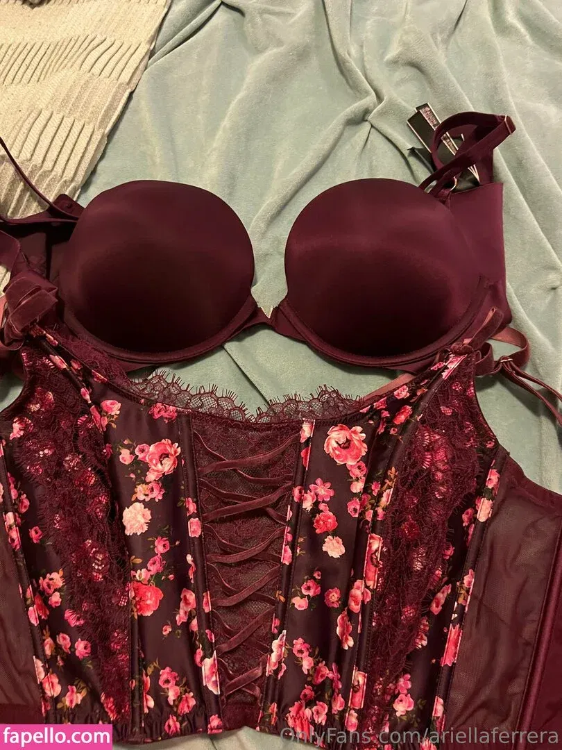 ariellaferrera Onlyfans Photo Gallery 