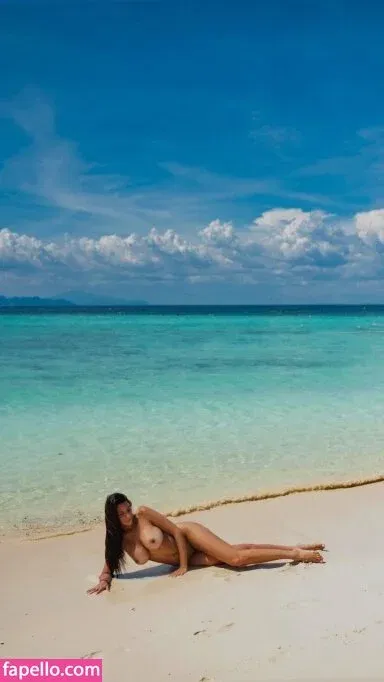 Italian Nude Vips Onlyfans Photo Gallery 