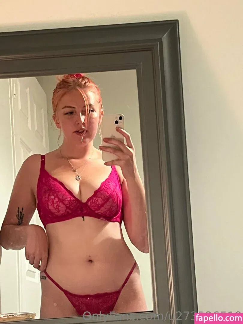 littleloka Onlyfans Photo Gallery 