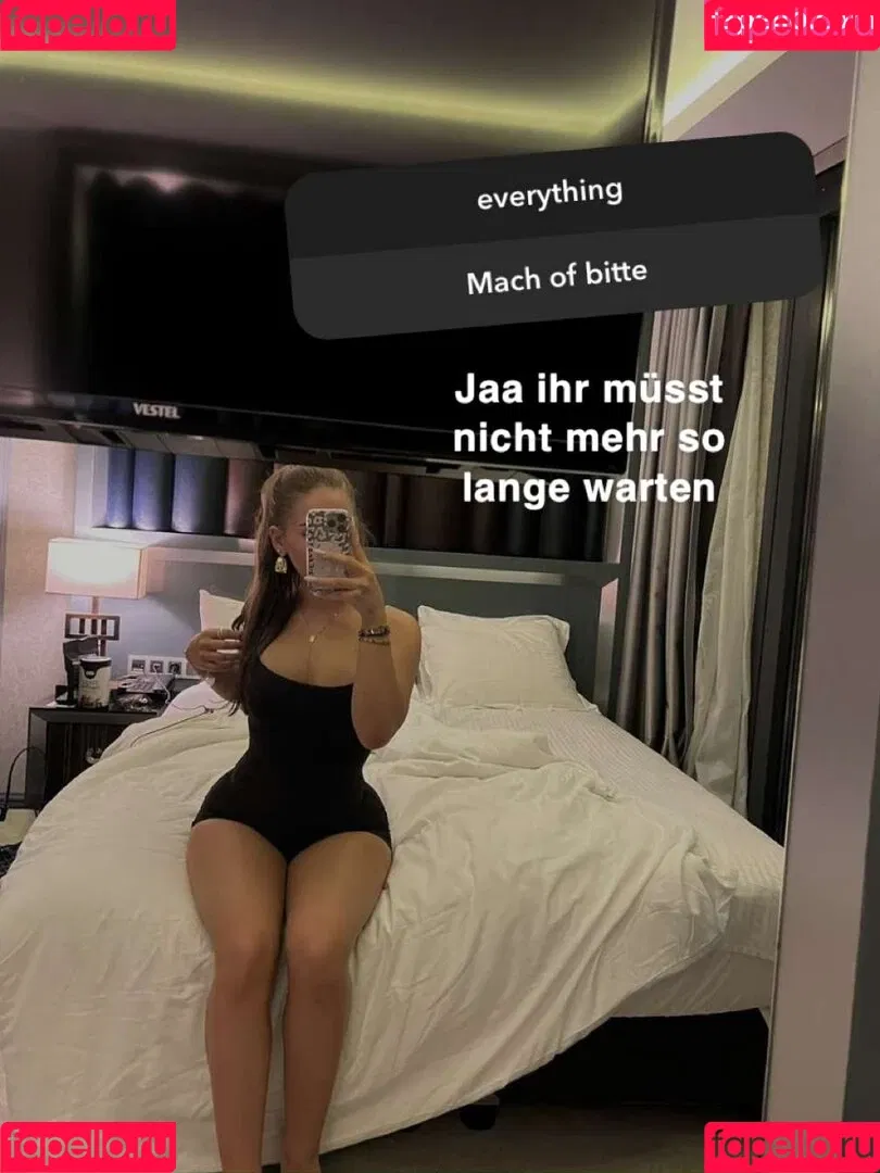 Helenaakln Onlyfans Photo Gallery 