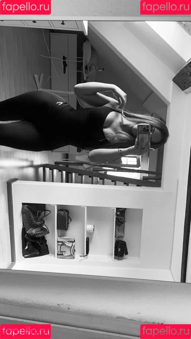 Helenaakln Onlyfans Photo Gallery 
