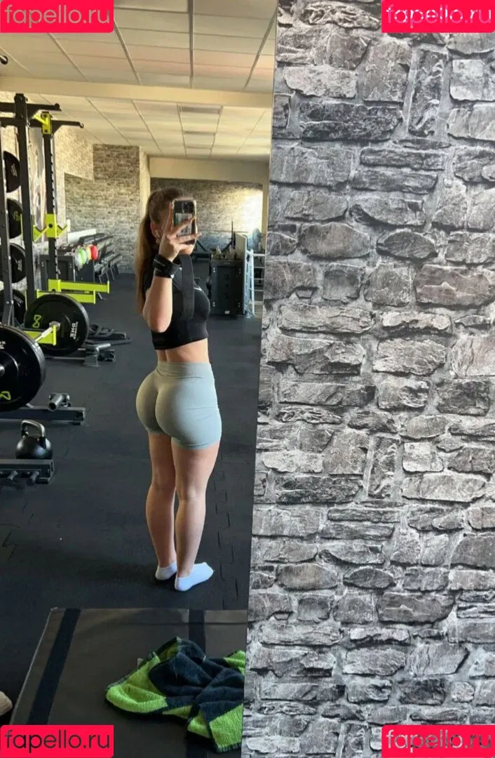 Helenaakln Onlyfans Photo Gallery 