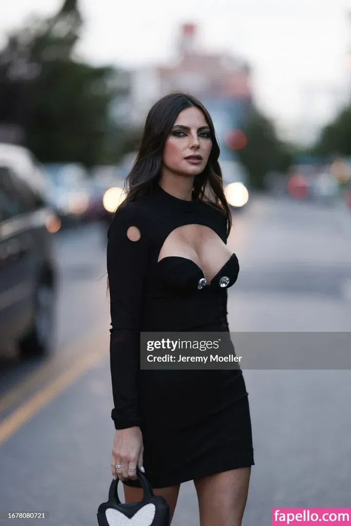 Kelly Piquet Onlyfans Photo Gallery 