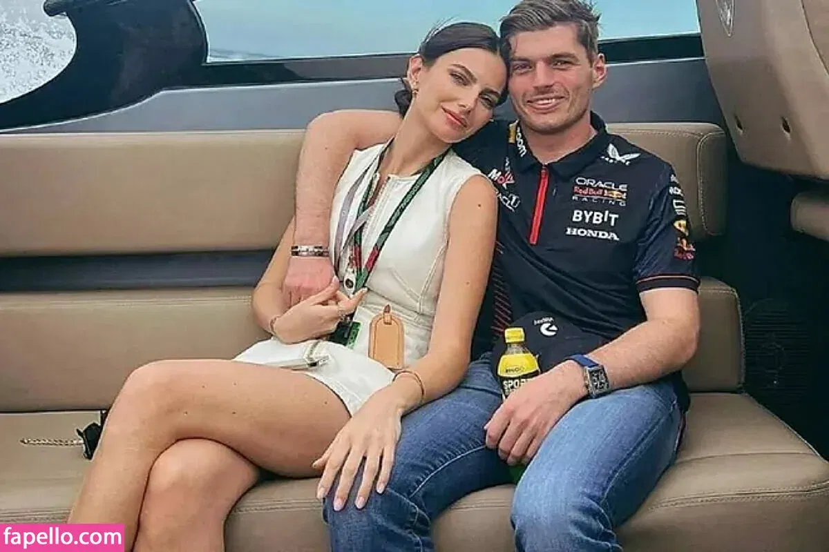 Kelly Piquet Onlyfans Photo Gallery 