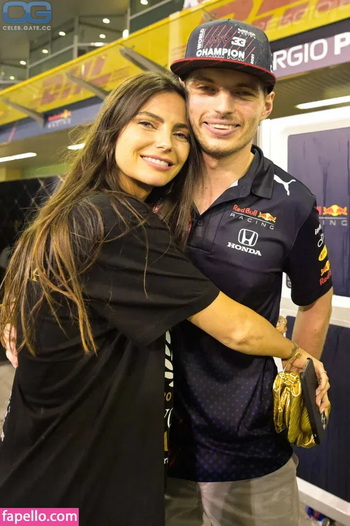 Kelly Piquet Onlyfans Photo Gallery 