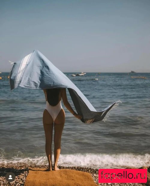 Kelly Piquet Onlyfans Photo Gallery 