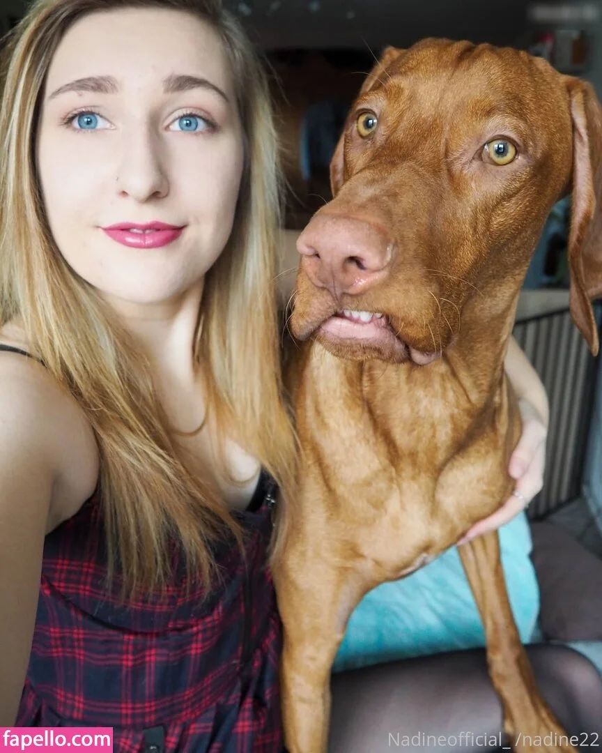 nadine22 Onlyfans Photo Gallery 