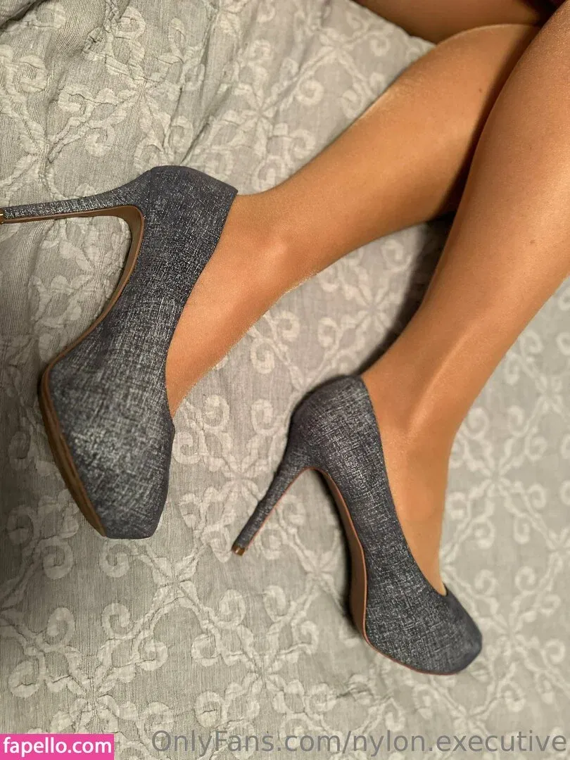 nylon.executive Onlyfans Photo Gallery 
