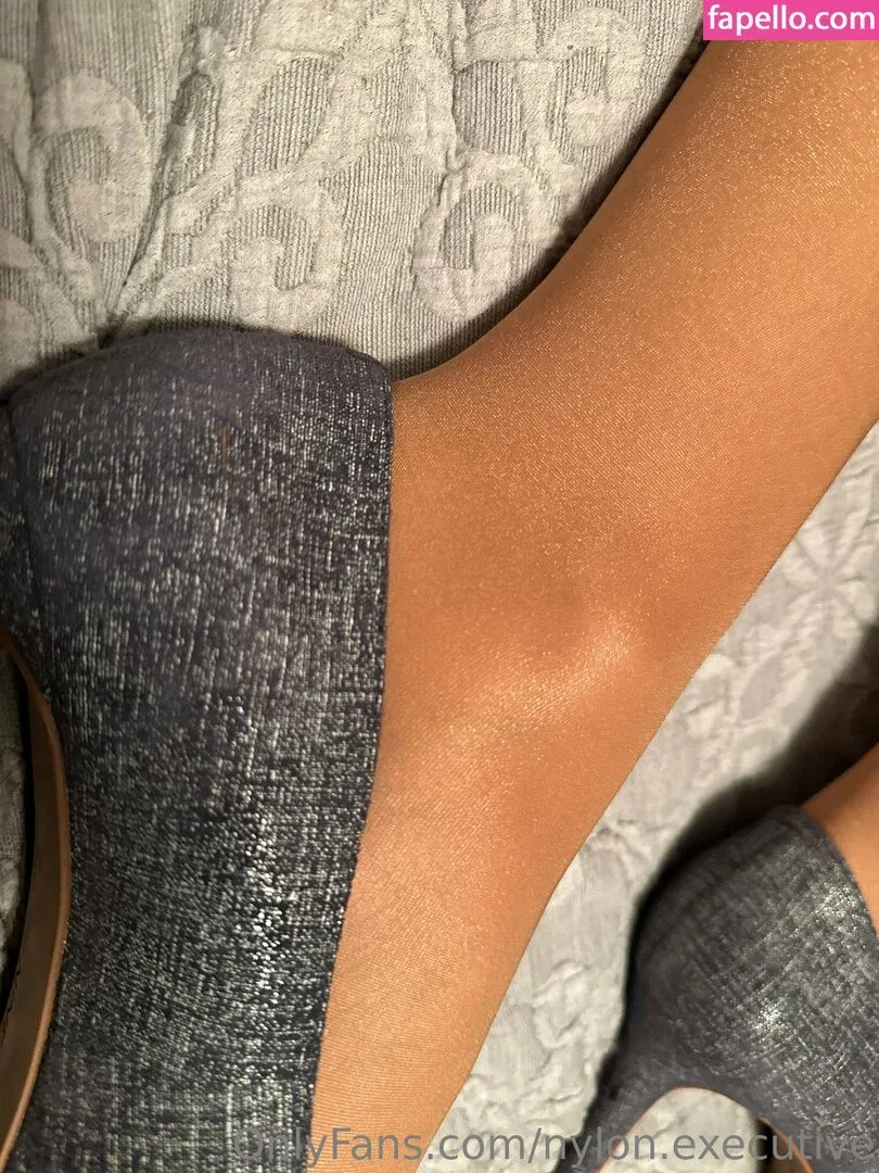 nylon.executive Onlyfans Photo Gallery 