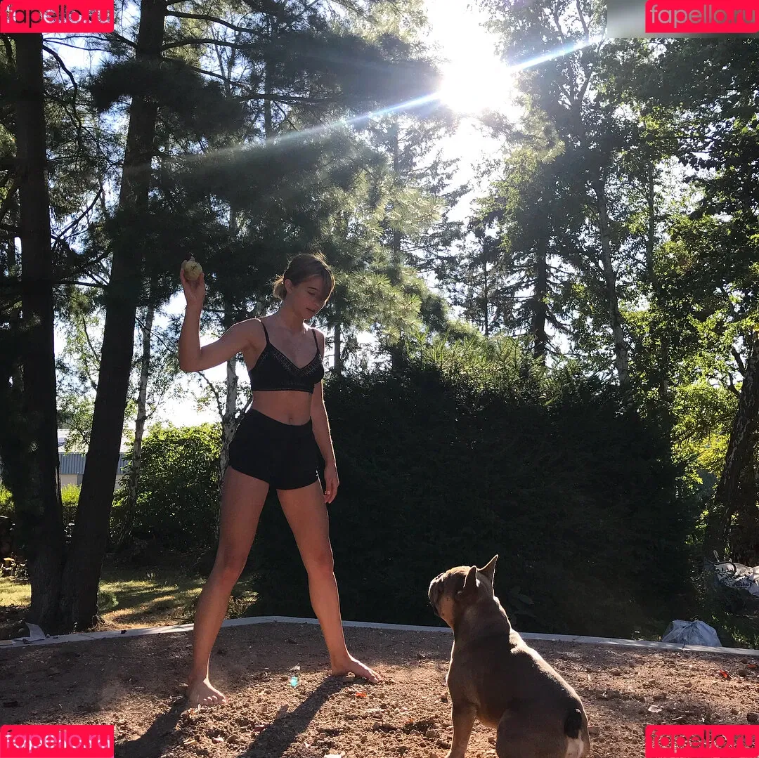 Lisa-Marie Koroll Onlyfans Photo Gallery 