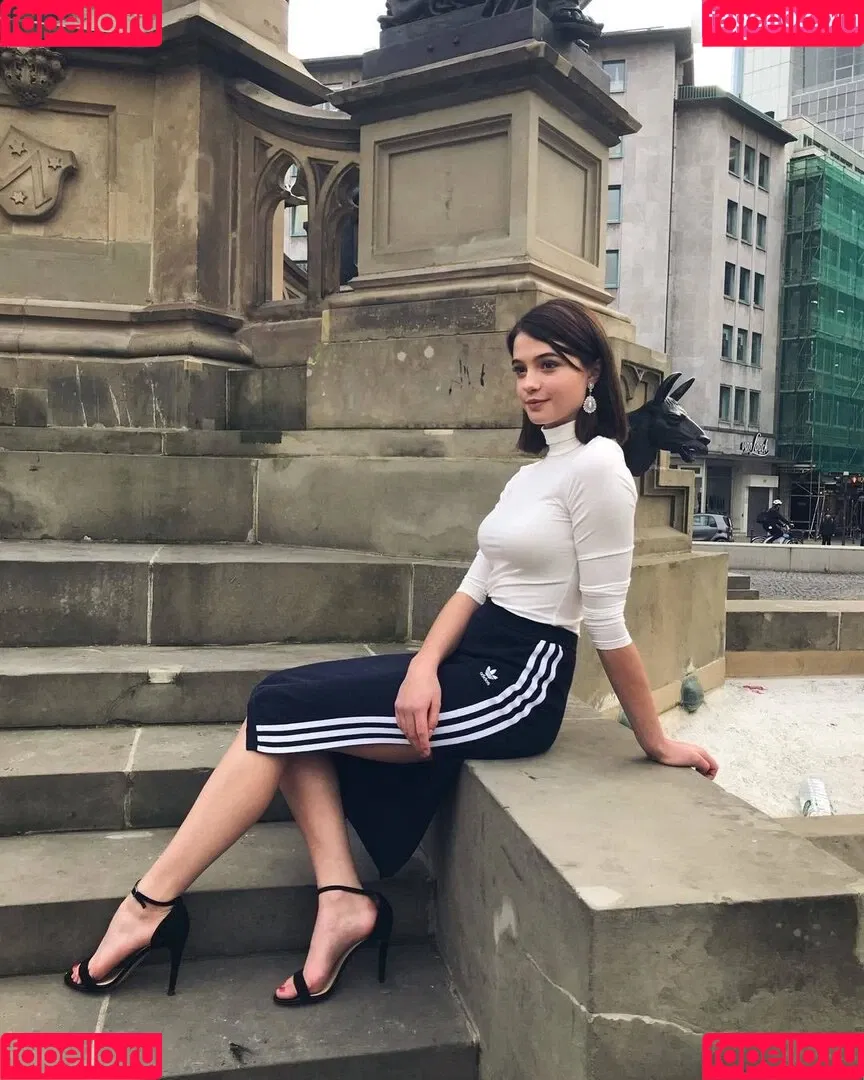 Lisa-Marie Koroll Onlyfans Photo Gallery 