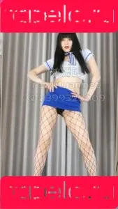 yingxiu.xyz Onlyfans Photo Gallery 