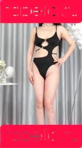 yingxiu.xyz Onlyfans Photo Gallery 
