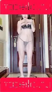 yingxiu.xyz Onlyfans Photo Gallery 