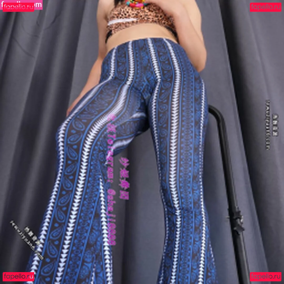 yingxiu.xyz Onlyfans Photo Gallery 