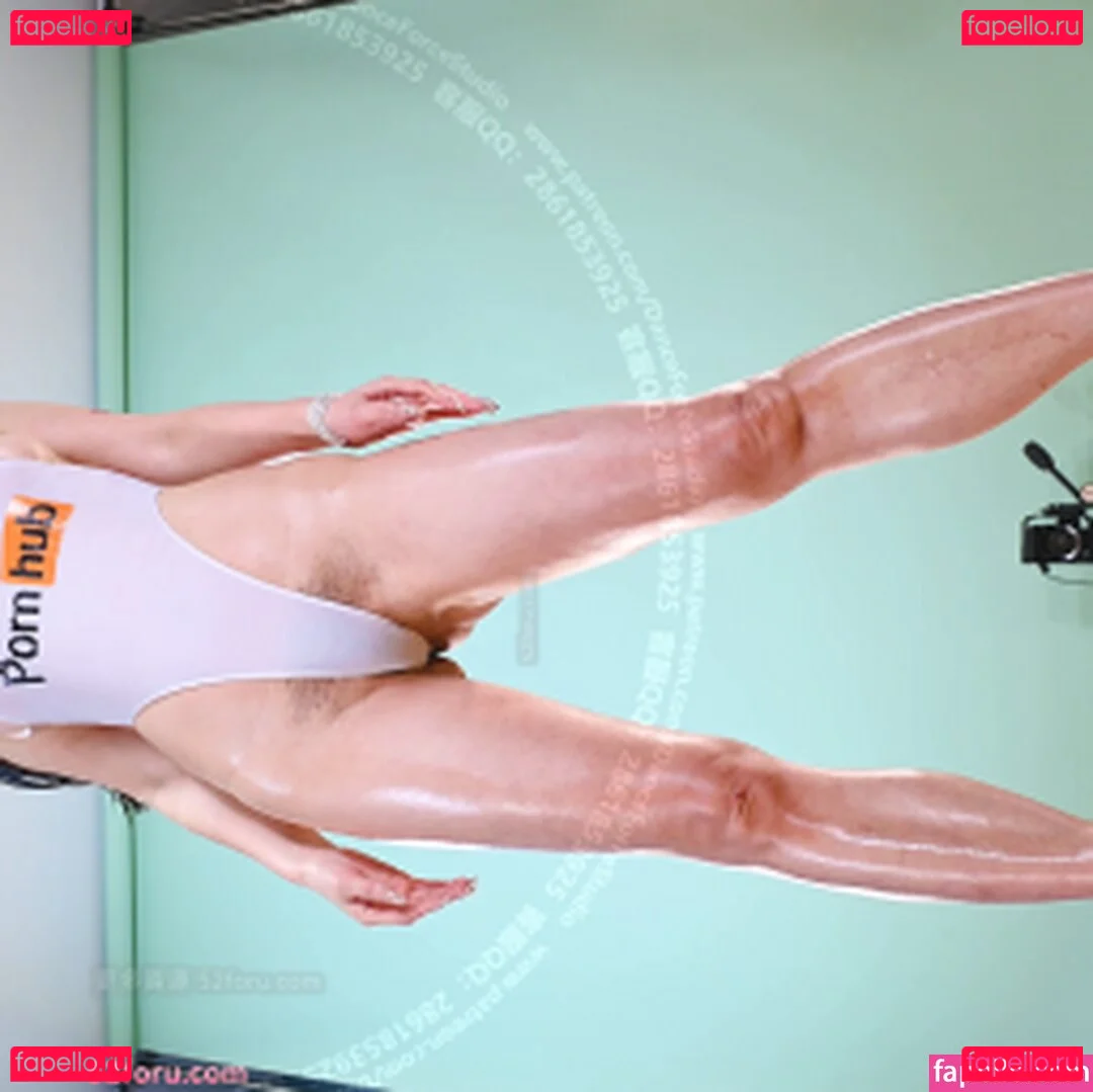 yingxiu.xyz Onlyfans Photo Gallery 