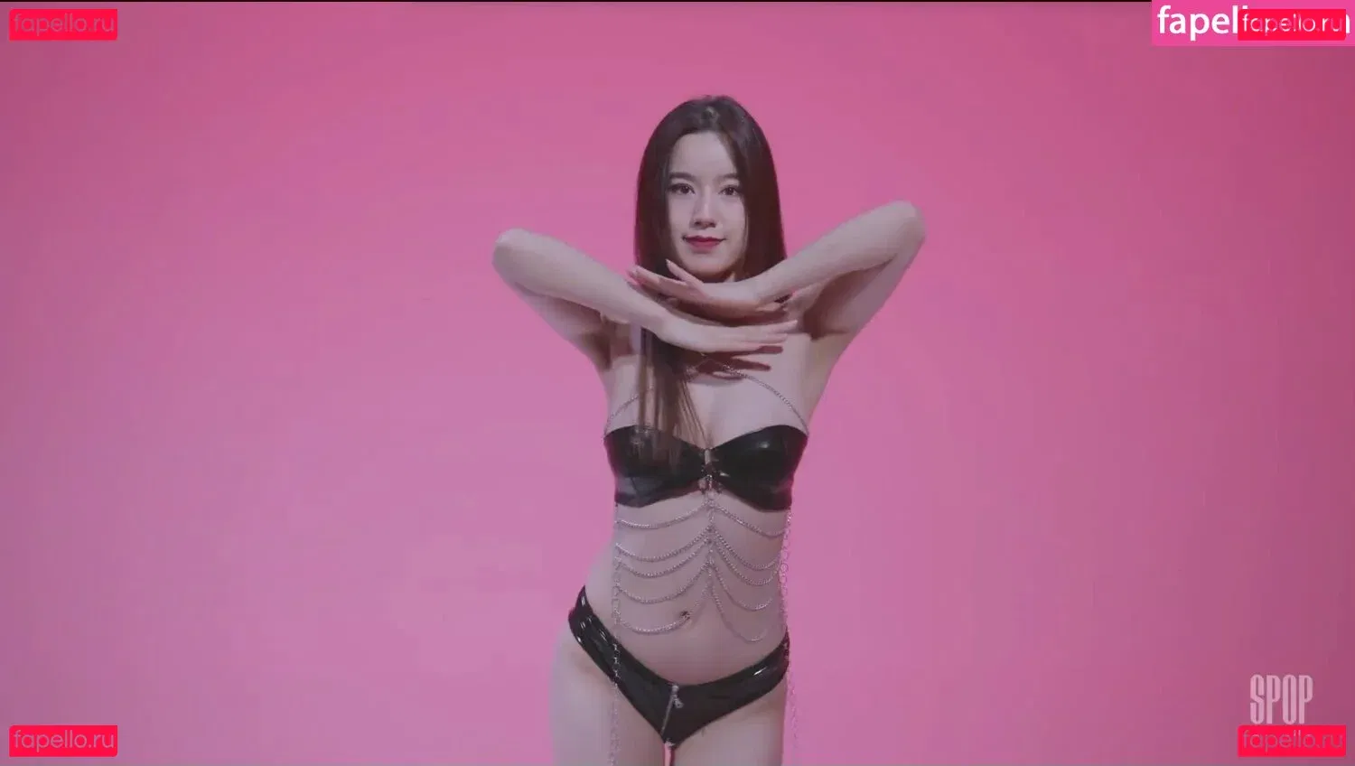 yingxiu.xyz Onlyfans Photo Gallery 