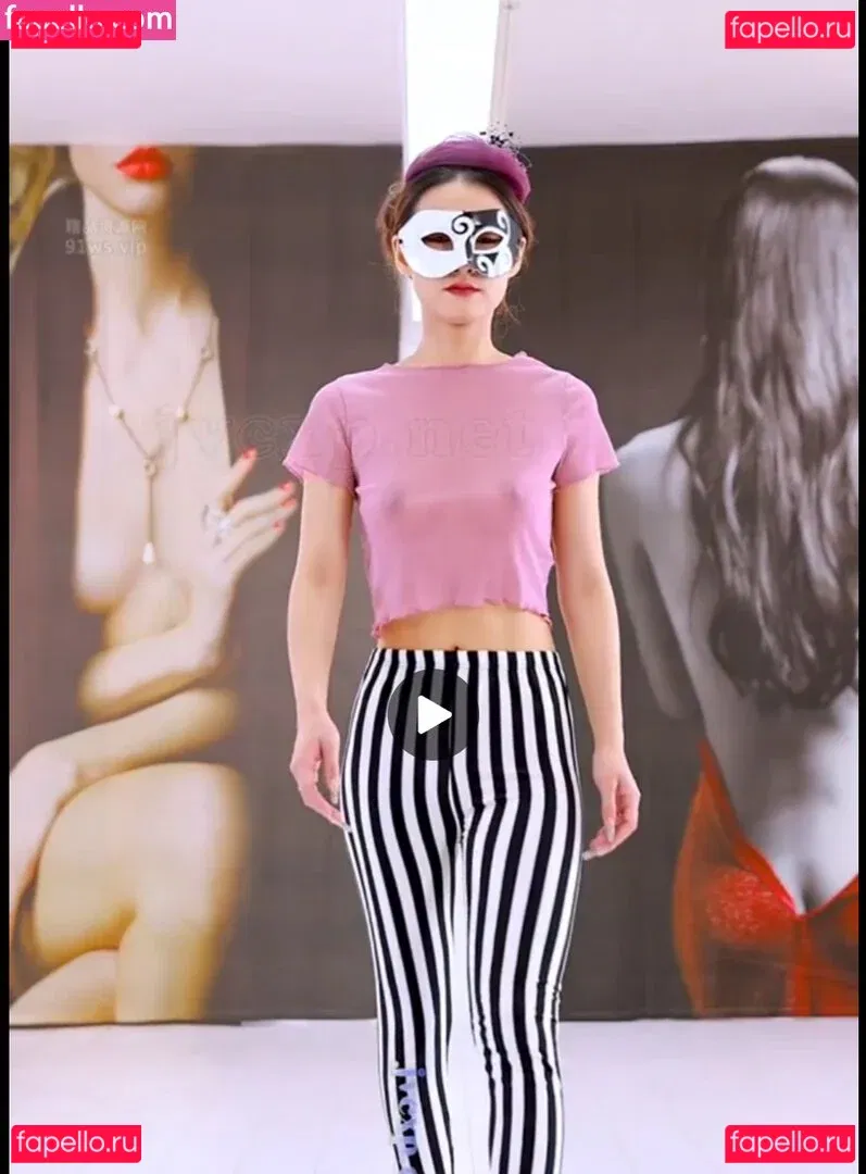 yingxiu.xyz Onlyfans Photo Gallery 