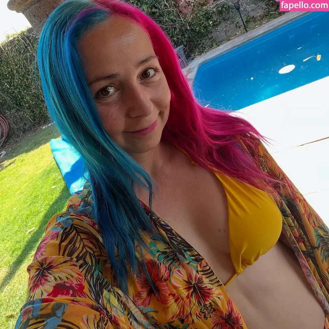 Litzia Moon Onlyfans Photo Gallery 