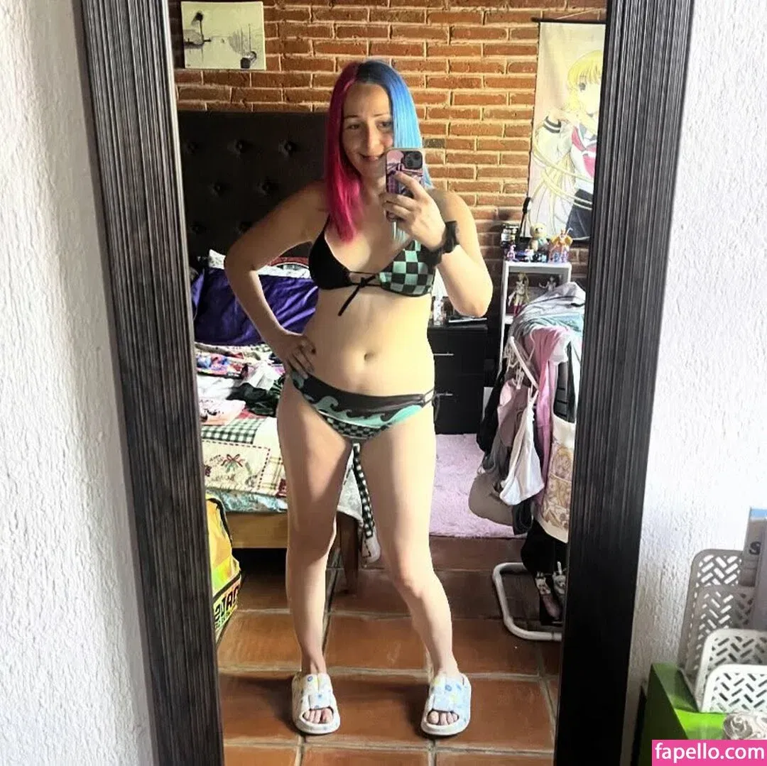 Litzia Moon Onlyfans Photo Gallery 