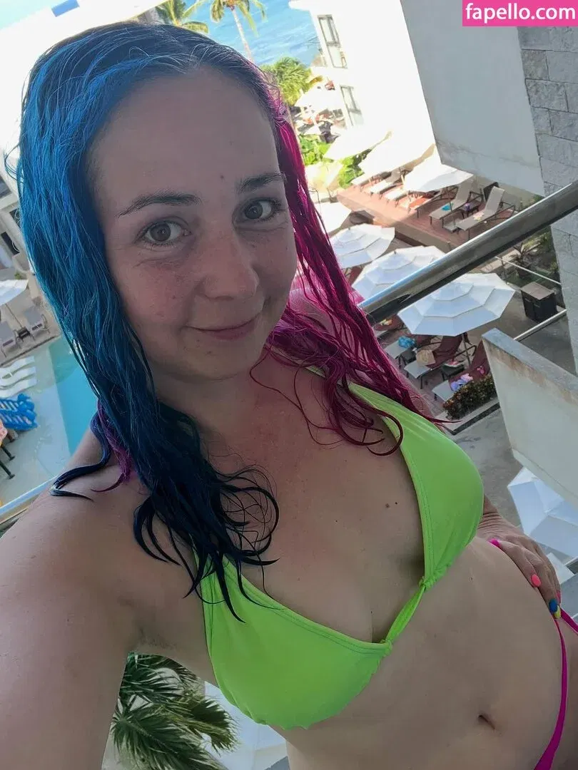 Litzia Moon Onlyfans Photo Gallery 