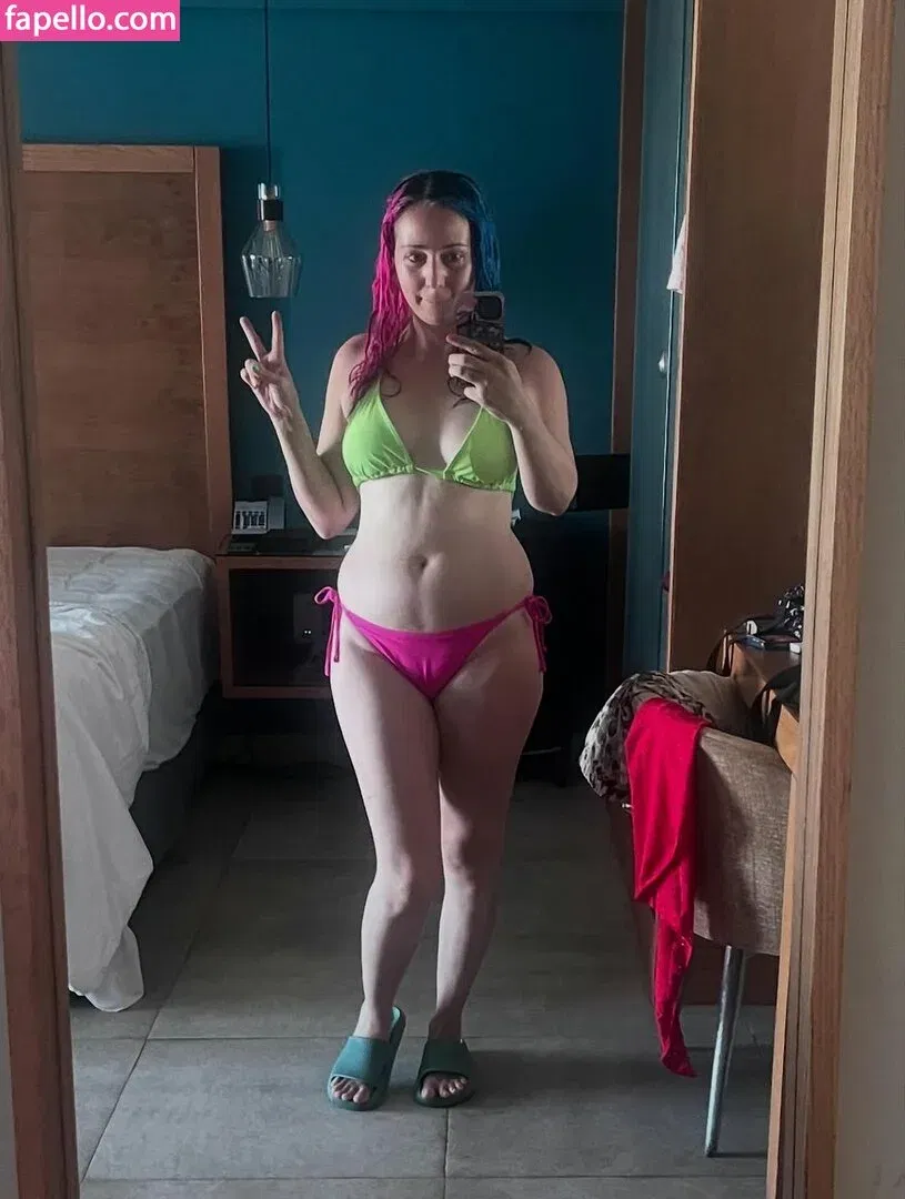 Litzia Moon Onlyfans Photo Gallery 